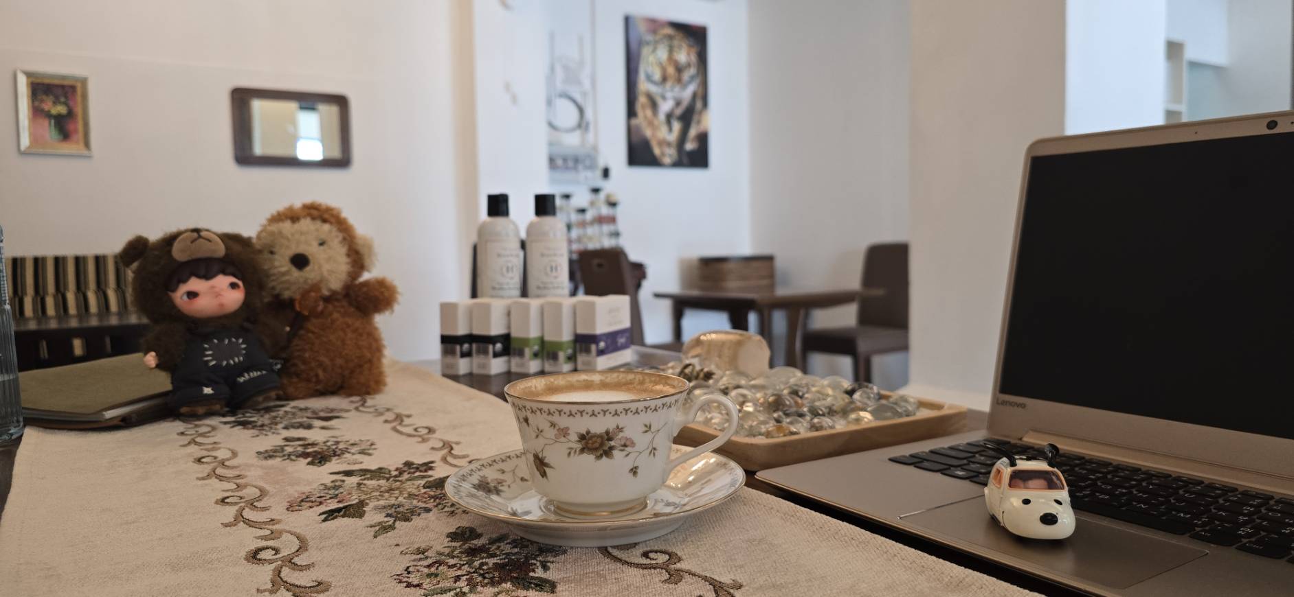 Laptop Teacup Worktable